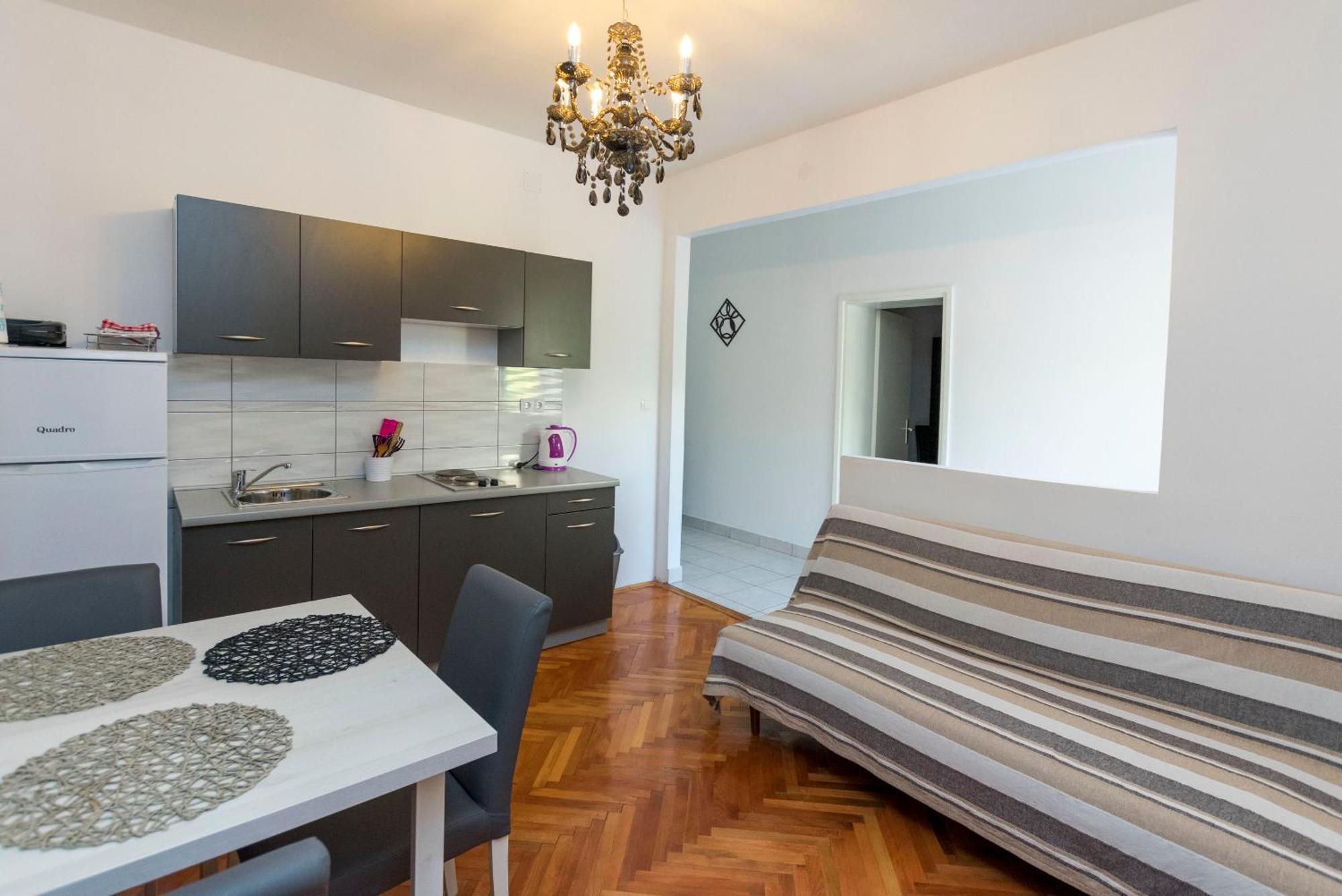 Apartments Zmika Примоштен Номер фото